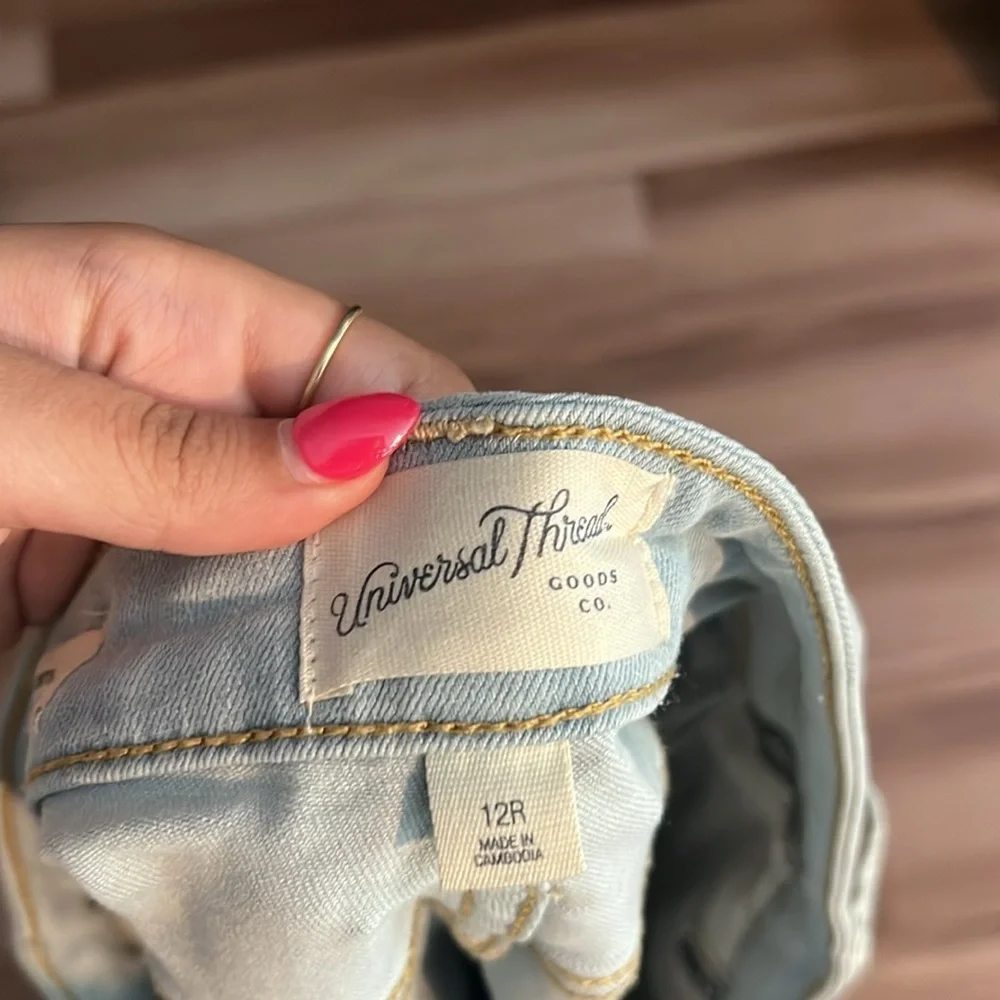 Universal Thread Blue Jean Shorts Distressed High-Waisted